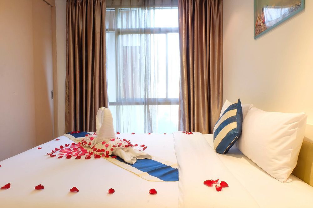Art Patong Residence Phuket ภายนอก รูปภาพ